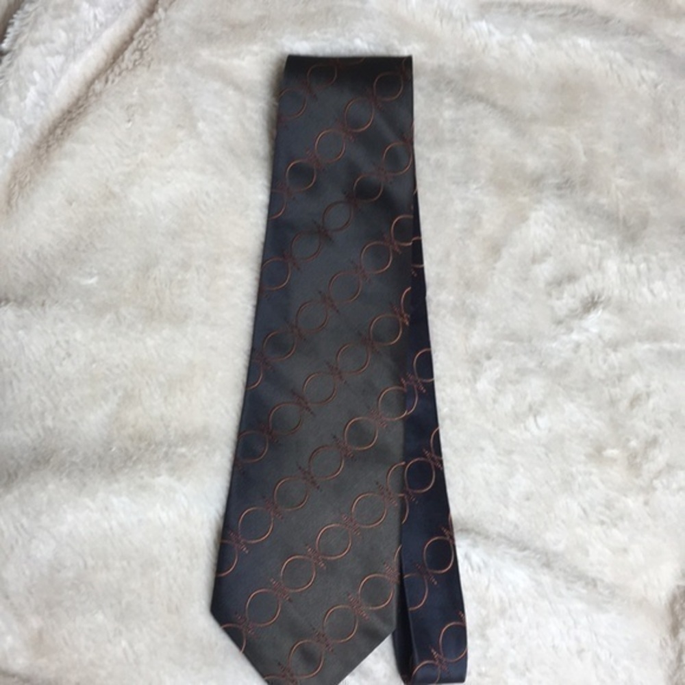 Audrey Buckner Hand Tailored Tie.